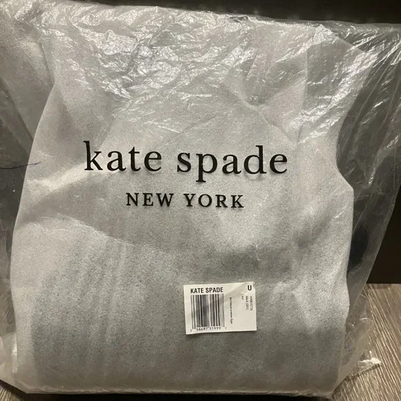Kate Spade New York Larchmont Avenue Logo Bag - NWT - Picture 6 of 6